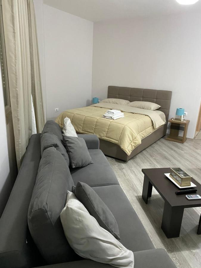 Apartamente Oslo Vlorë Εξωτερικό φωτογραφία