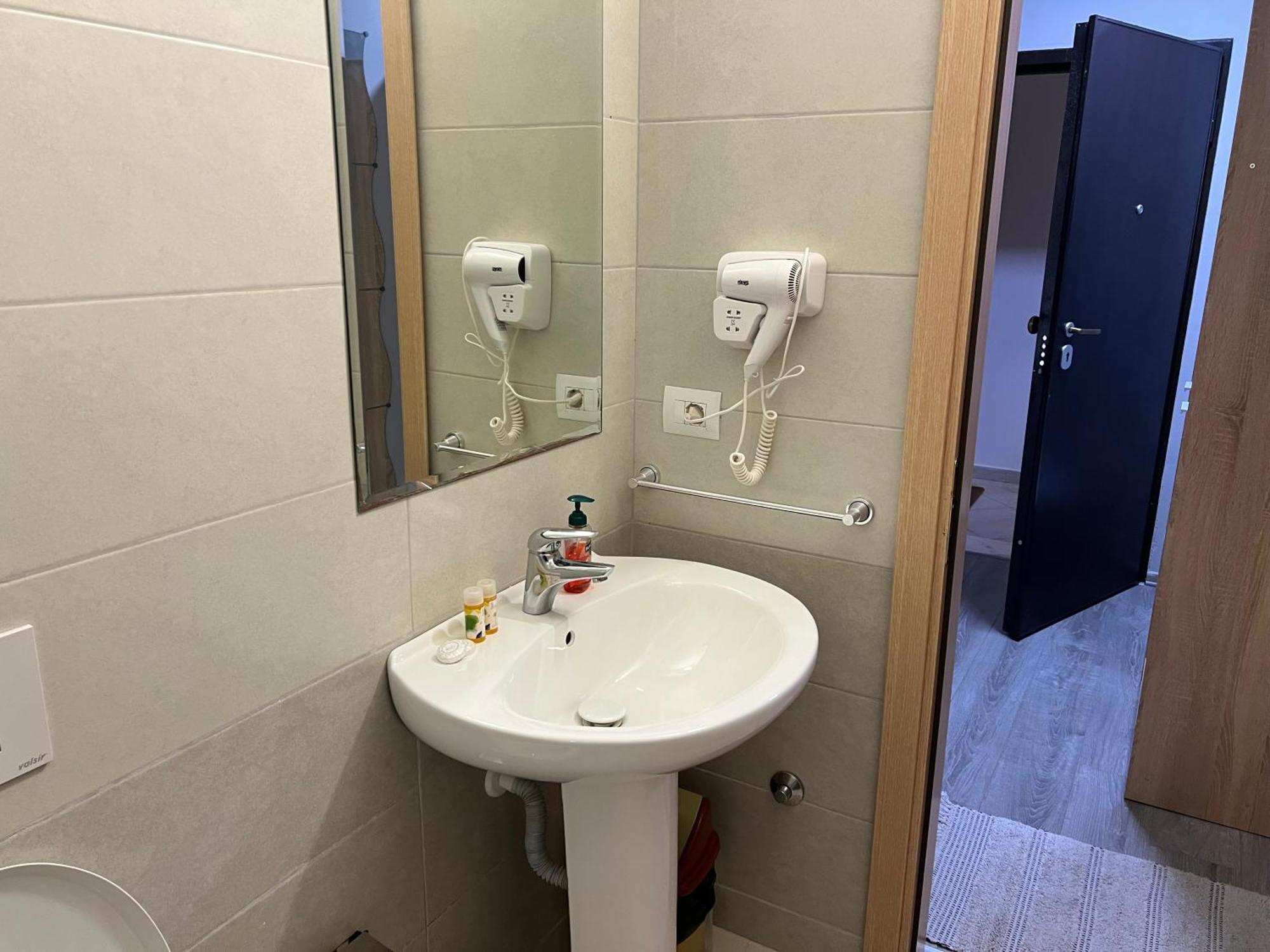 Apartamente Oslo Vlorë Εξωτερικό φωτογραφία